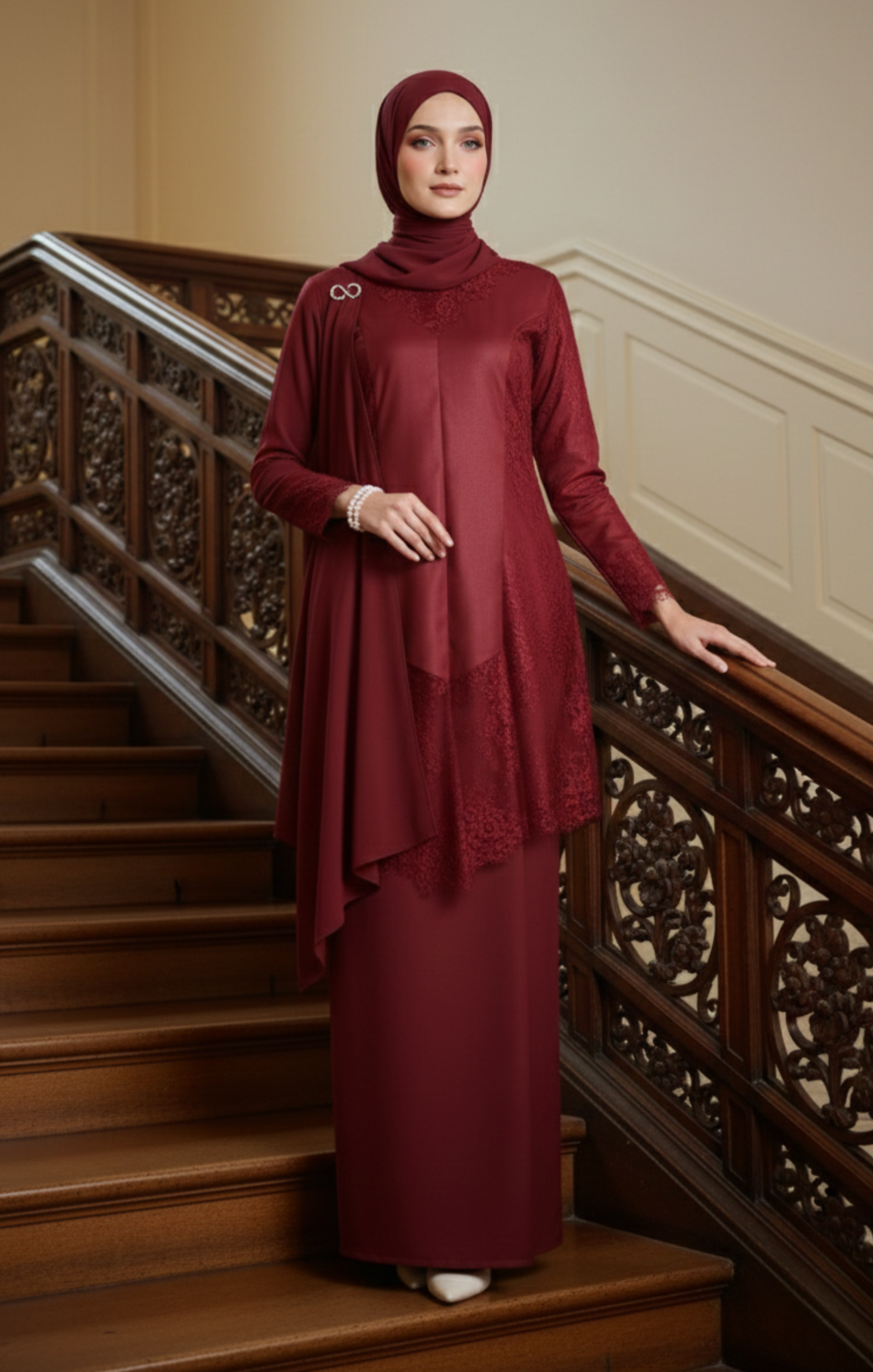 JUWETA KEBAYA MODEN | MAROON